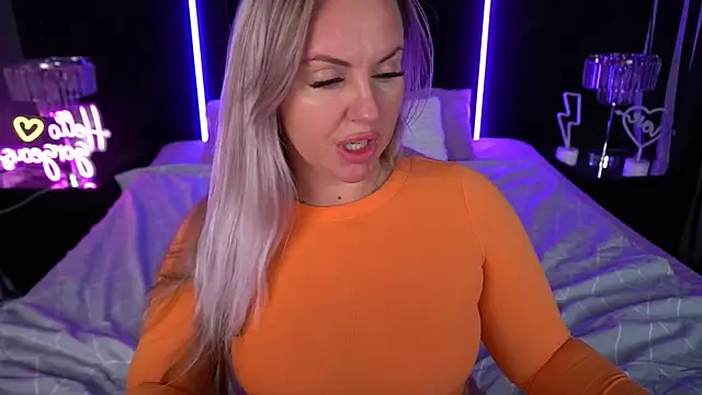 KiraCandyS online show from September 2025 10:38:02 PM