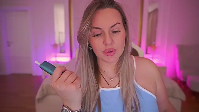 KiraCandyS online show from February 2026 08:41:02 PM