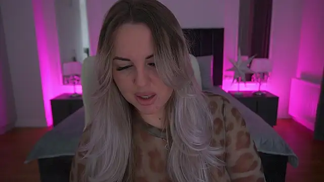 KiraCandyS online show from February 2026 10:07:01 PM