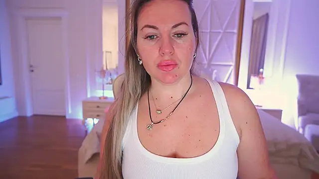 KiraCandyS online show from February 2026 02:54:02 AM