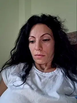 Emmatoo online show from October 2025 05:42:01 AM