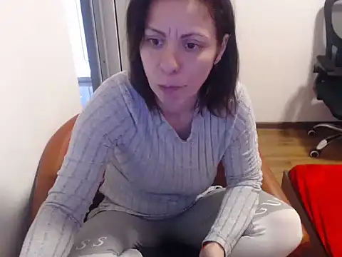 Emmatoo online show from March 2026 10:21:01 AM