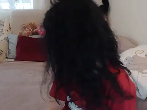 Emmatoo online show from December 2025 09:56:01 AM