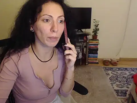 Emmatoo online show from October 2025 02:52:01 PM