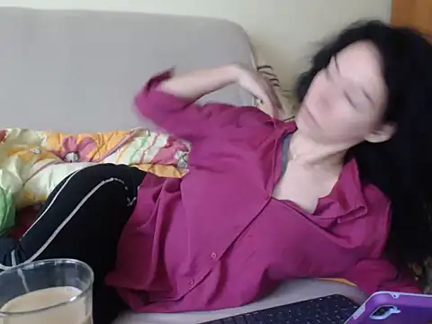 Emmatoo online show from February 2026 07:41:02 AM