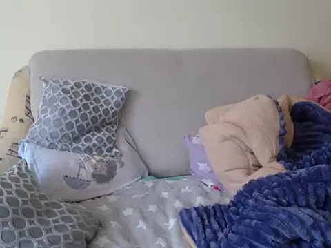 Emmatoo online show from February 2026 09:27:02 AM