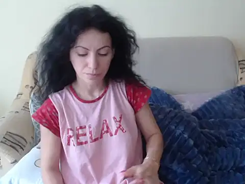 Emmatoo online show from February 2026 10:56:01 AM