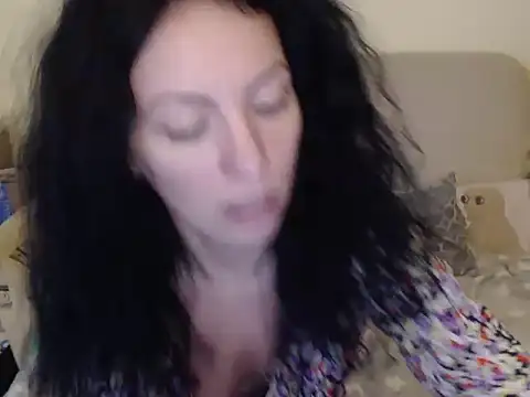 Emmatoo online show from February 2026 12:58:02 PM