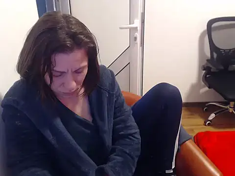 Emmatoo online show from March 2026 08:13:01 PM