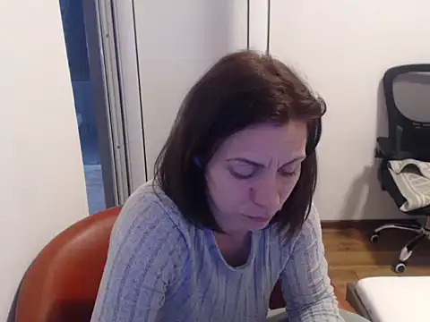 Emmatoo online show from March 2026 08:22:01 PM