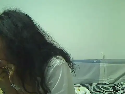 Emmatoo online show from April 2026 07:32:02 AM