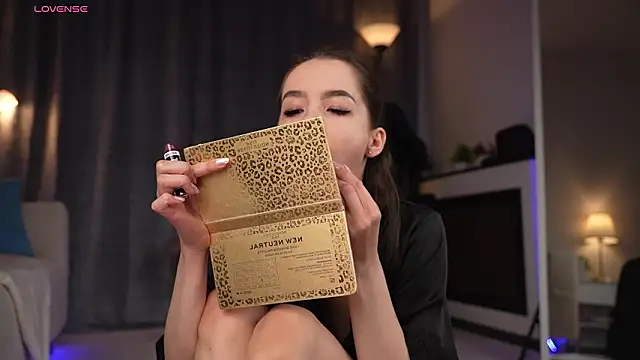 Amely Young online show from March 2026 01:24:01 AM