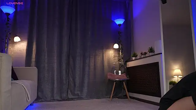 Amely Young online show from February 2026 01:12:01 AM