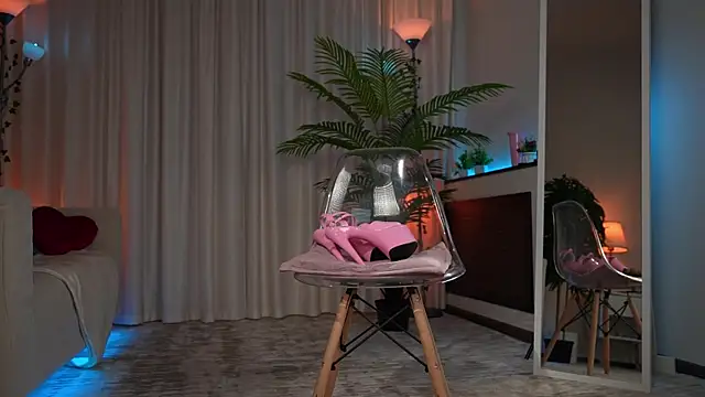 Amely Young online show from June 2026 06:52:02 AM