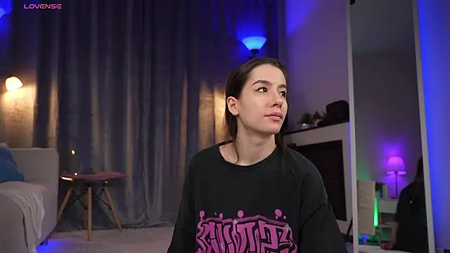 Amely Young online show from March 2026 01:54:02 AM