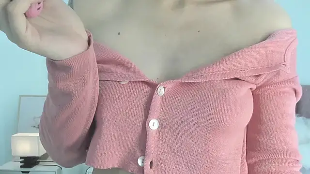 Snapshot of celestica_rose chatting on November 2025 10:57:01 PM celestica rose online show from November 2025 10:57:01 PM