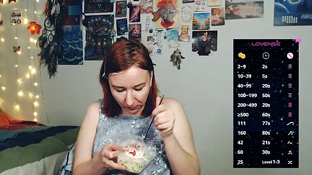 licentia  poetica online show from December 2025 03:32:02 AM