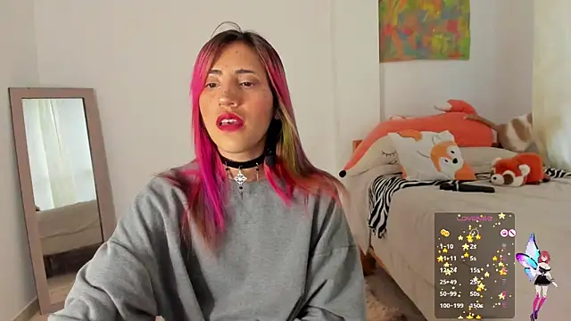 linnie  online show from January 2025 11:17:01 AM