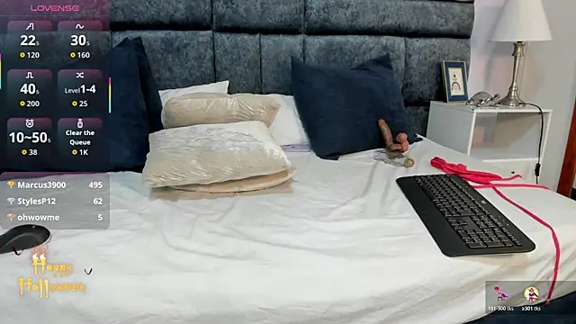 sofia samuels online show from November 2025 03:28:02 PM