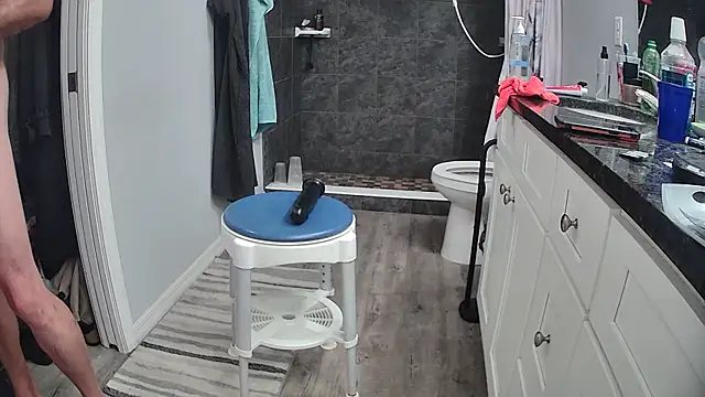 lou63ponce online show from March 2026 10:59:01 PM