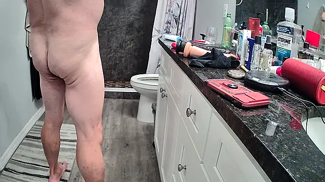 lou63ponce online show from November 2025 10:03:02 PM