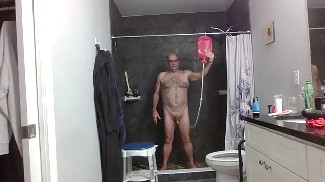 lou63ponce online show from December 2025 04:20:02 PM