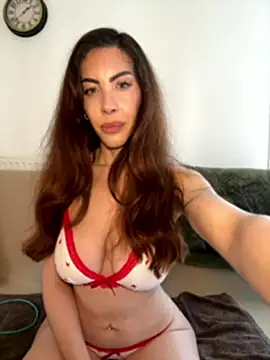 Eyline online show from February 2026 12:38:02 PM