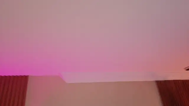 HannaRed  online show from April 2026 07:31:01 PM