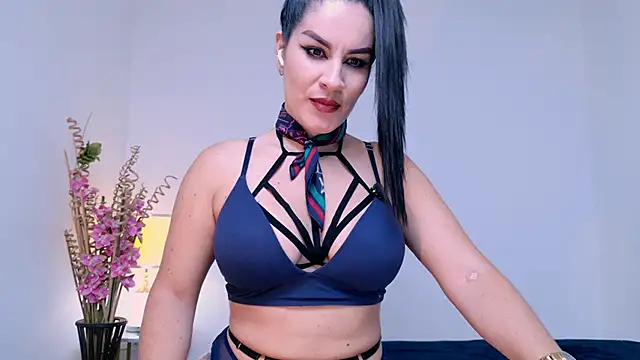 Pamela Rosal online show from December 2025 01:34:02 PM