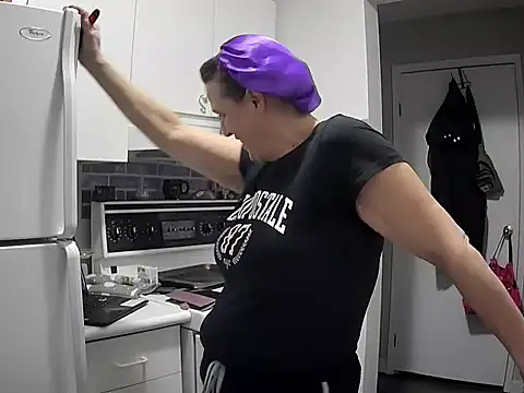 Edgeofinsanity online show from February 2025 07:31:02 PM