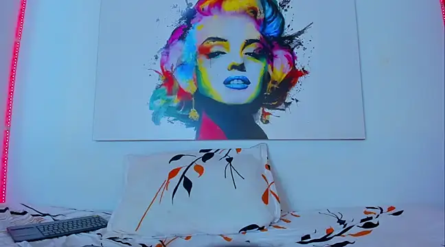 sweetts skailer online show from February 2025 07:34:01 PM