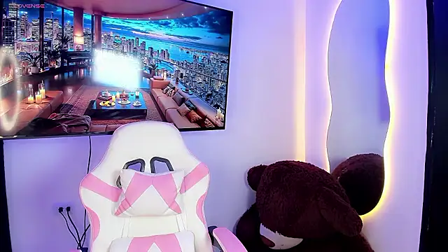 Maryonthemoon online show from February 2026 09:58:02 PM