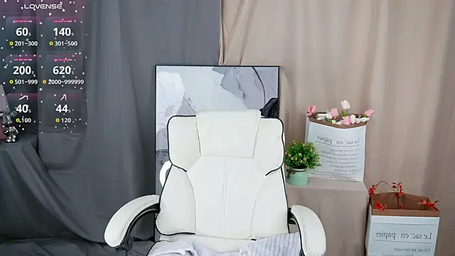 -----Sue----- online show from May 2026 02:18:02 AM