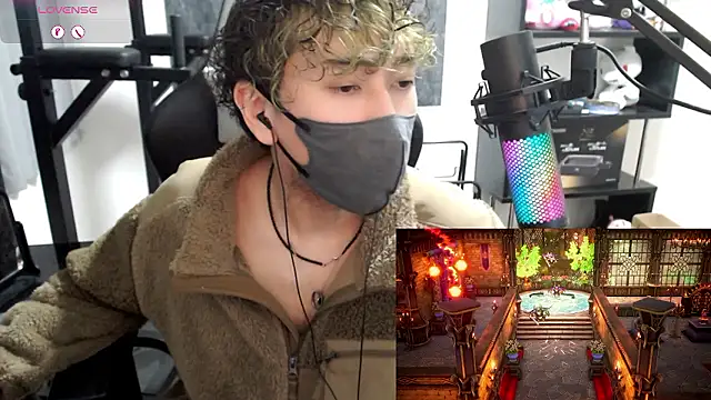 Snapshot of Shizukuu chatting on November 2025 12:31:02 PM Shizukuu online show from November 2025 12:31:02 PM