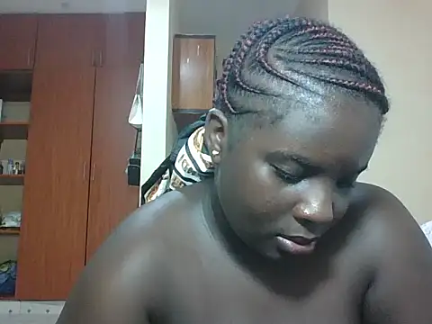 hotebbbyy online show from February 2026 11:09:01 AM