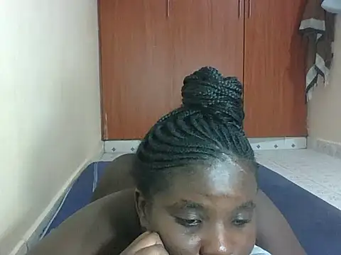 hotebbbyy online show from April 2026 03:54:02 AM