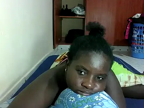 hotebbbyy online show from February 2026 10:10:02 PM