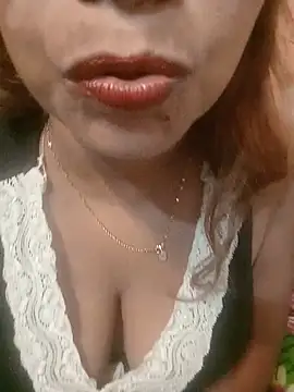 Snapshot of Shaali_Ang chatting on May 2026 09:00:02 PM Shaali Ang online show from May 2026 09:00:02 PM