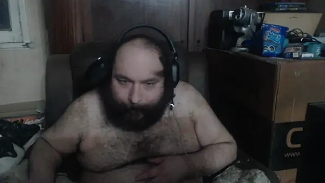 Snapshot of hairyhulk chatting on January 2025 05:37:02 AM hairyhulk online show from January 2025 05:37:02 AM