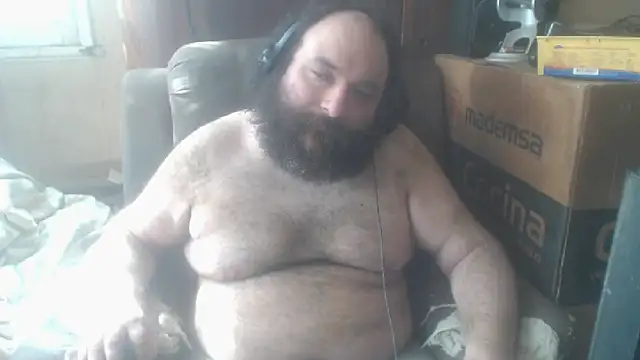 Snapshot of hairyhulk chatting on February 2025 08:07:02 PM hairyhulk online show from February 2025 08:07:02 PM