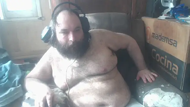 Snapshot of hairyhulk chatting on January 2025 08:57:02 PM hairyhulk online show from January 2025 08:57:02 PM