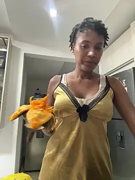 KyaraMiller online show from April 2026 01:01:02 AM