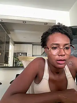 KyaraMiller online show from April 2026 09:42:02 PM