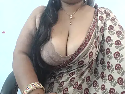 Snapshot of sapna-ji chatting on March 2025 08:32:02 AM sapna-ji online show from March 2025 08:32:02 AM