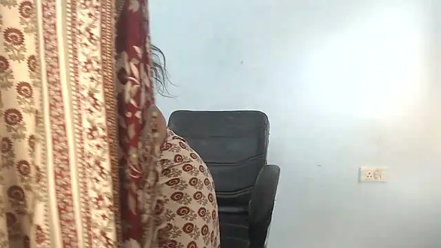 Snapshot of sapna-ji chatting on February 2025 09:12:02 AM sapna-ji online show from February 2025 09:12:02 AM