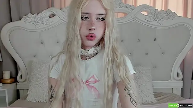Joy Barker online show from September 2025 03:49:02 AM