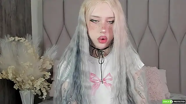 Joy Barker online show from October 2025 01:56:01 PM