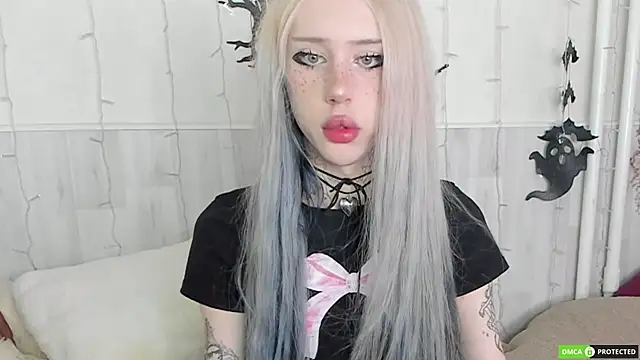 Joy Barker online show from October 2025 08:33:01 AM
