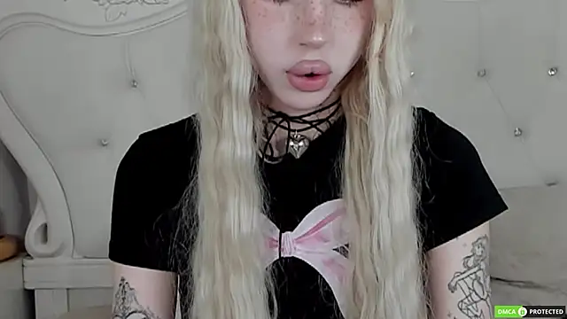 Joy Barker online show from September 2025 03:49:01 AM