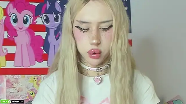 Joy Barker online show from March 2026 01:16:01 PM